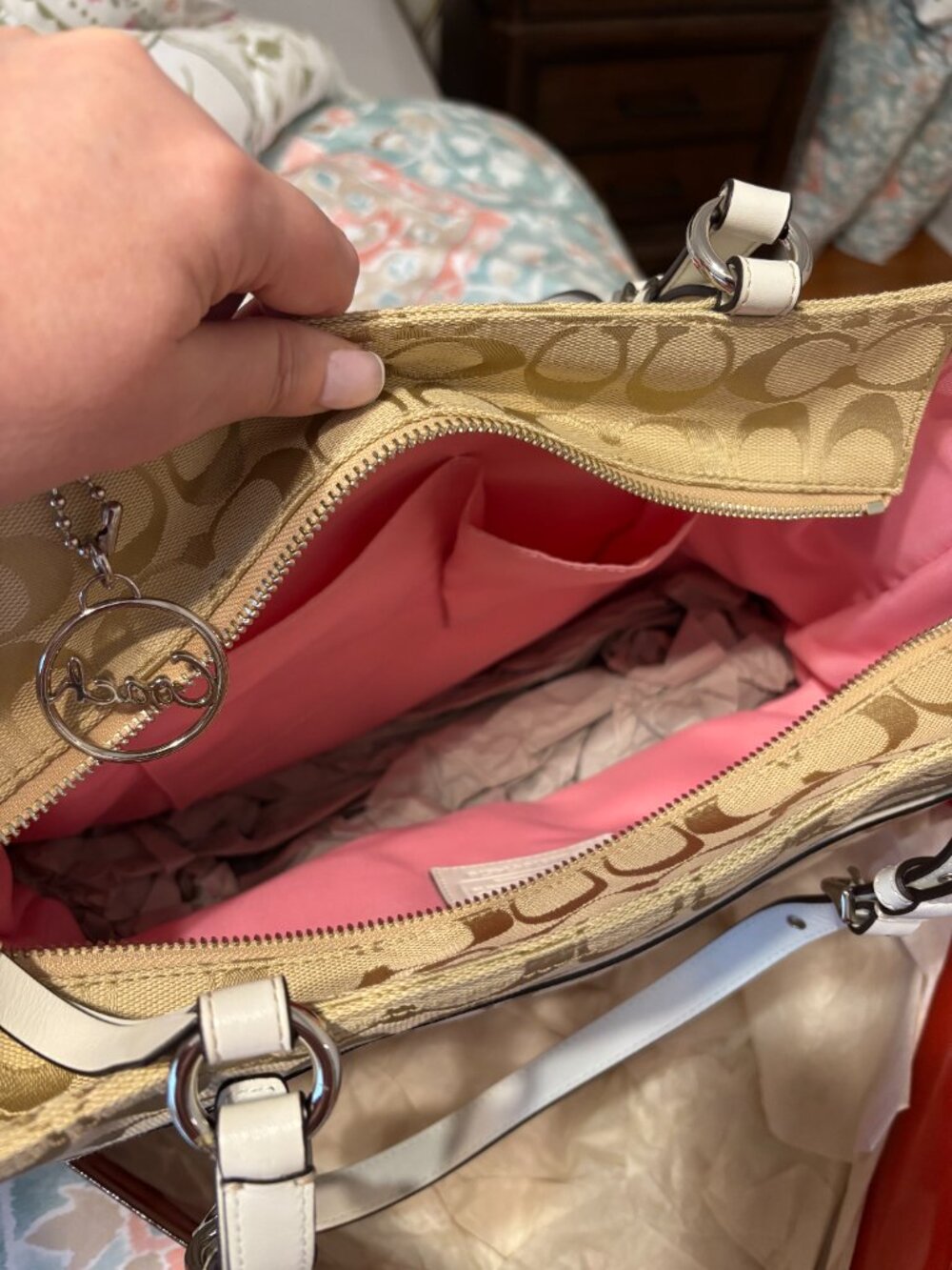 Coach Bag - Picture 2 of 3